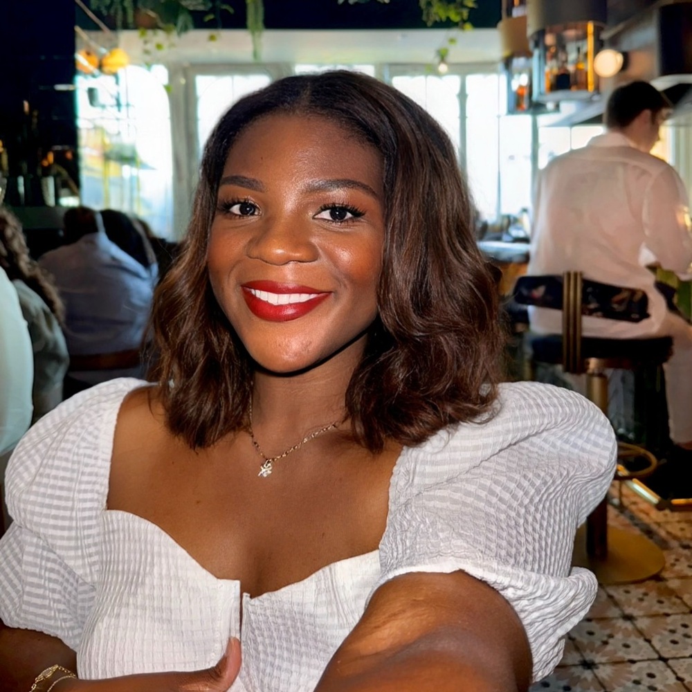 Meet the Posher 🫣 my name is Leela 😁💛